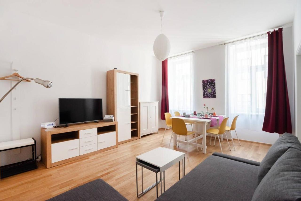 Vienna City Apartment Raffaelgasse Екстериор снимка