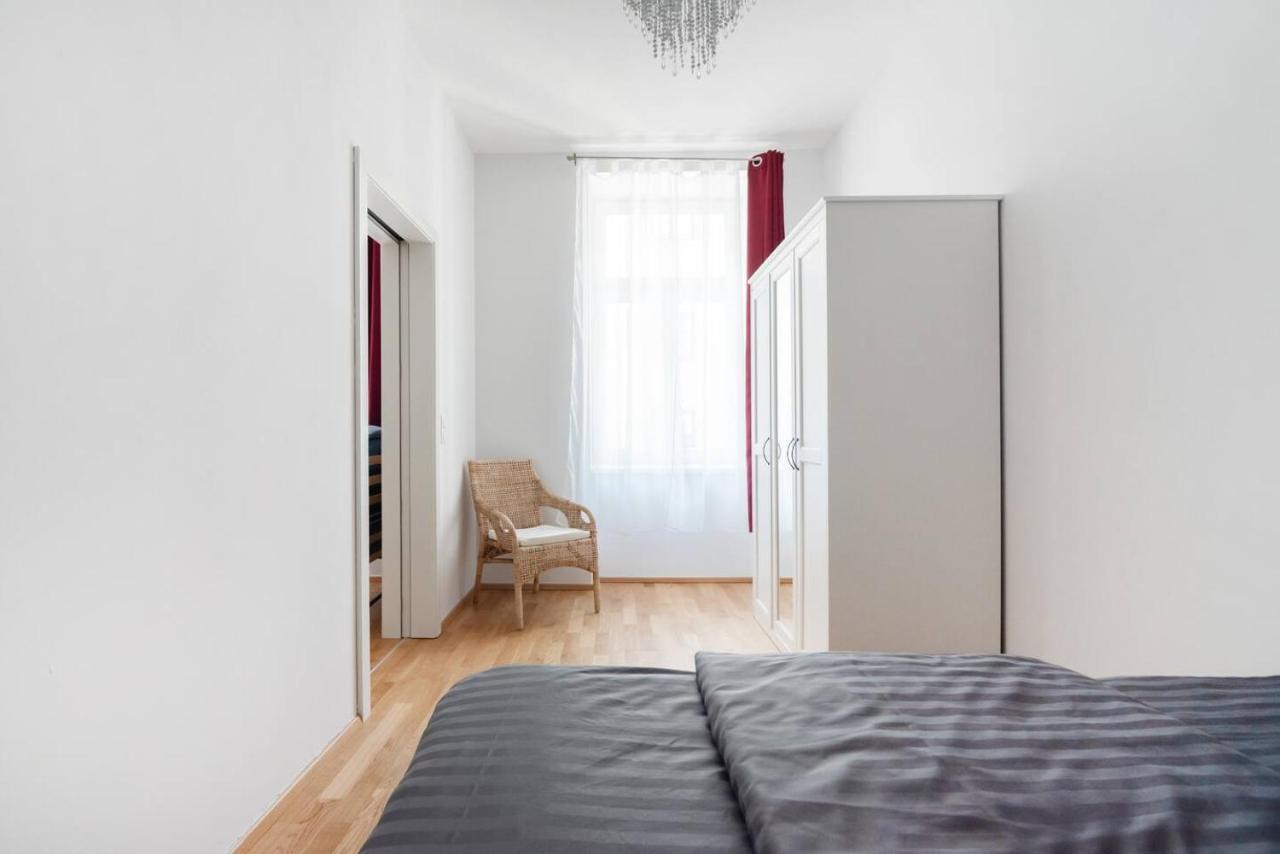 Vienna City Apartment Raffaelgasse Екстериор снимка